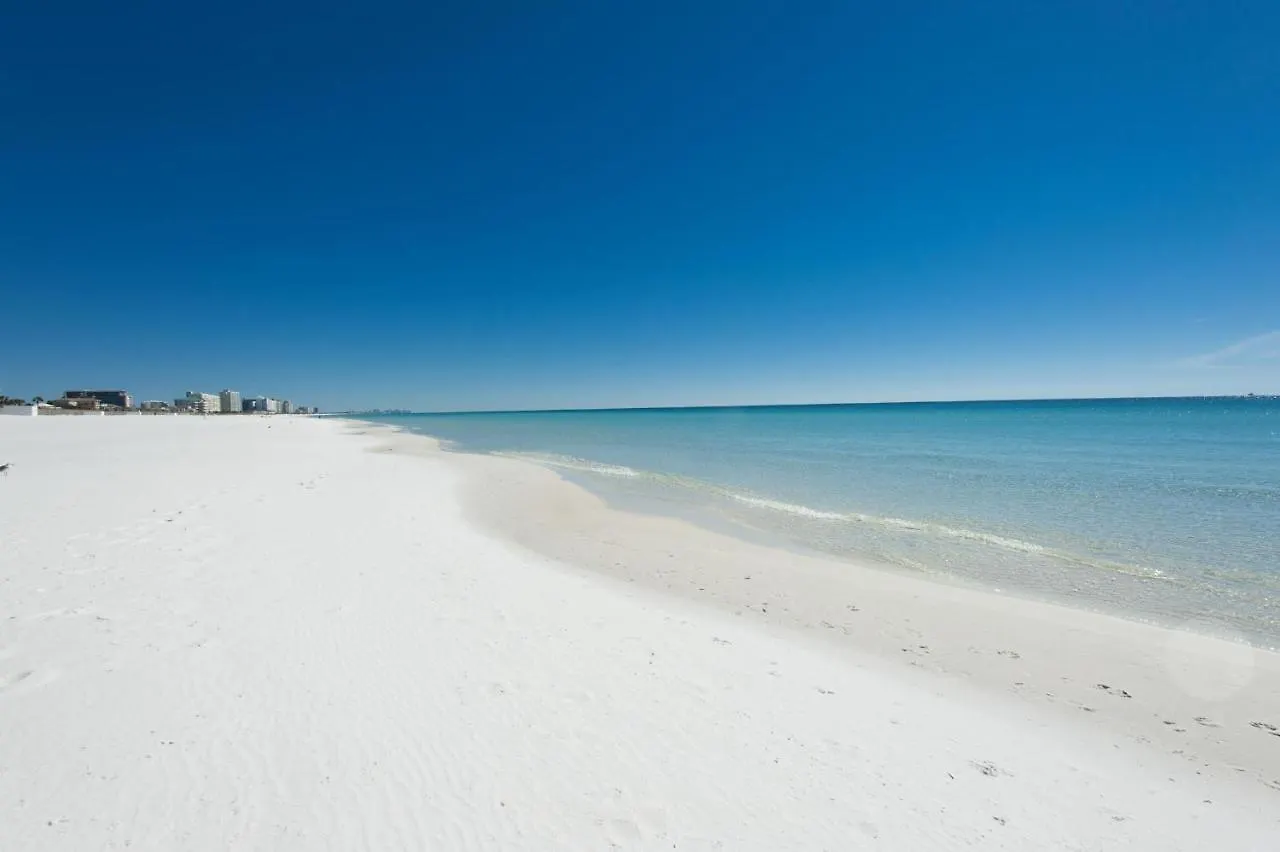 Holiday Surf And Racquet Club 710